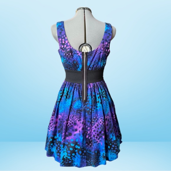 Banded Waist Full Skirt Blue & Purple Dress - Picture 3 of 6